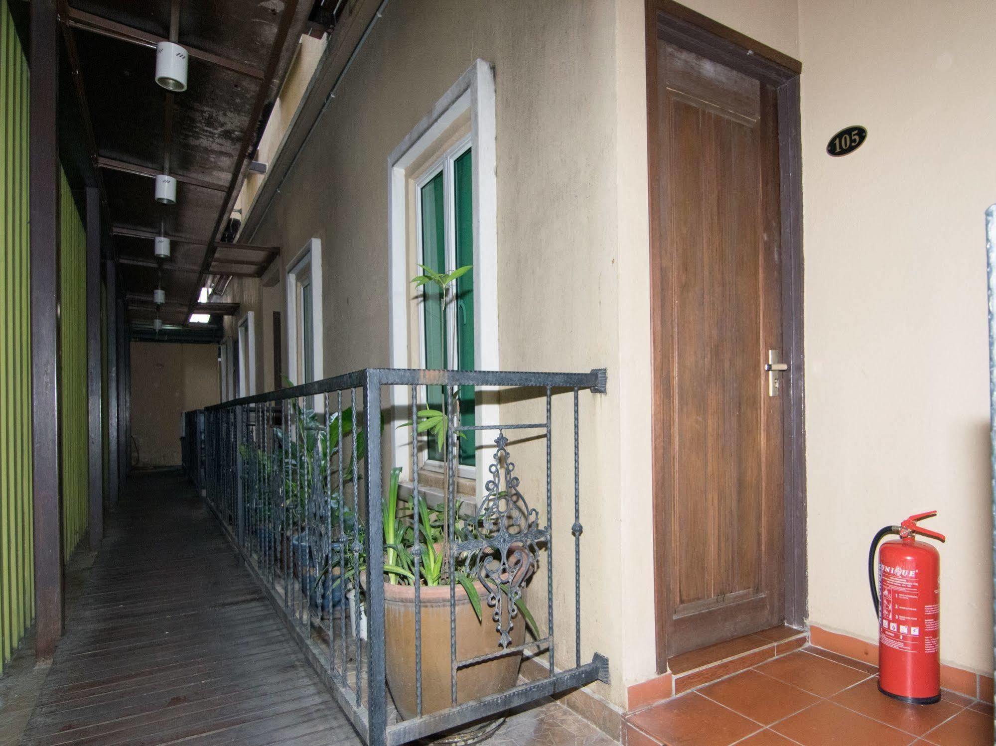 Oyo 109 V'La Park Hotel Kuala Lumpur Luaran gambar